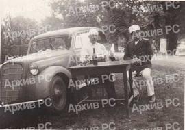 Адем Масло, Идризов отац, у Маглају (у униформи)