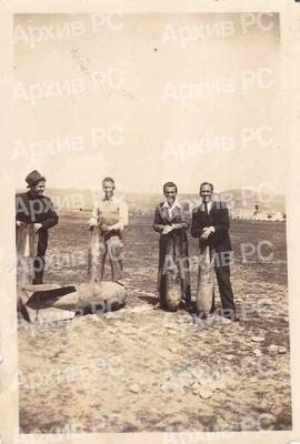 Чланови Аеро-клуба Бањалука: Томић (?), Ивица Прегл, Ивица Билић, Месуд Алихоџић