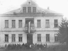 Нижа женска стручна домаћичка школа Бањалука