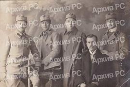 Први свјетски рат, као аустроугарски регрути: 1. Мирко Суботић, 2. Славко Пиштељић, 4. Милан Удовчић