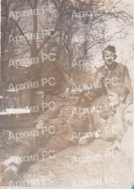 3. батаљон 10. КНОУ бригаде: чуче Миле Плећаш (помоћник комесара), Бранко Сурла (командант), Мирк...
