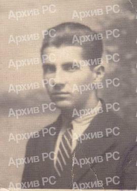 Стојан Макић, ученик четвртог разреда Учитељске школе у Бањалуци, фотографија са легитимације